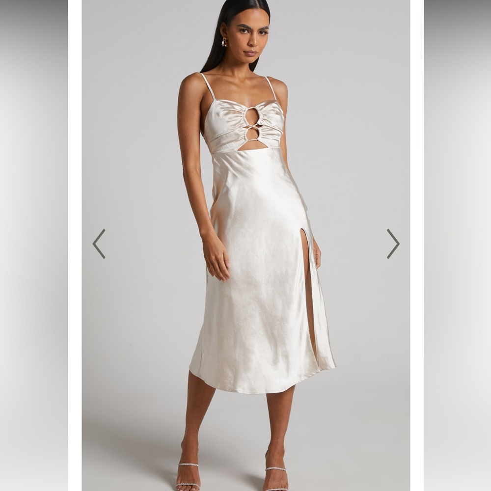 NWT Showpo - SATIN SLIP DRESS IN CHAMPAGNE - Picture 1 of 10